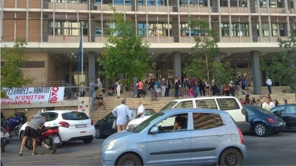 Κρεμάστηκε άντρας στο Δικαστικό Μέγαρο Θεσσαλονίκης